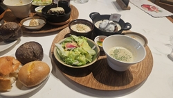 ランチに初訪問...
