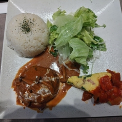 息子とランチに...