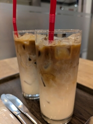 ランチに行きま...