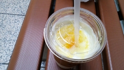 ヨーグルトのモ...