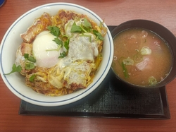 夜訪問しました...