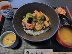 友人とランチに...
