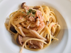 ランチ時は予約...