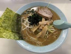 平日の昼どきに...