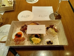 フダンカフェの...