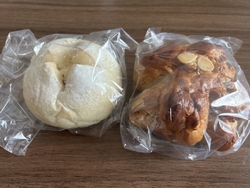 朝、買いに行き...