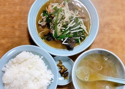 平日お昼に開店...