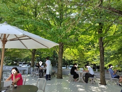 友人の家にお邪...
