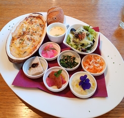 再訪です。「ボ...