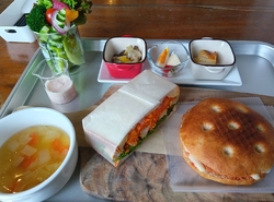 久しぶりの友達...