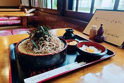 「高遠そば」を...