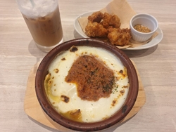 お友達とお昼を...