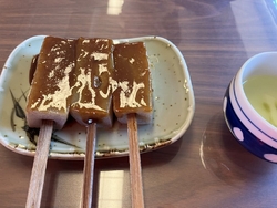 桜を見に太平山...