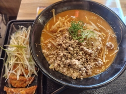 職場の先輩と、...