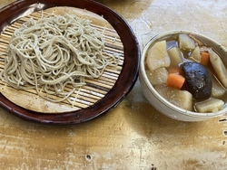 前回売り切れだ...