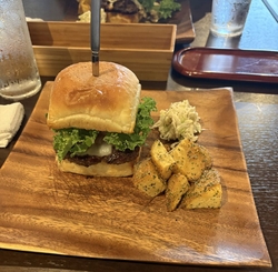 ハンバーガーが...