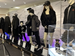 ブラックフライ...