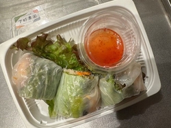 夕食にと、お弁...