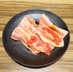 焼き肉を食べに...