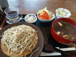 今日は、火曜日...