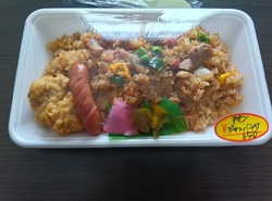お昼ご飯を買い...