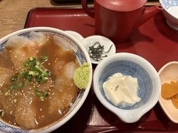 娘とお昼を食べ...