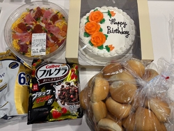 家族でお買い物...