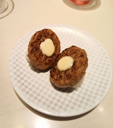 お寿司を食べに...