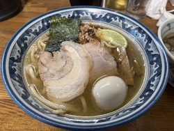 お昼に村岡屋本...