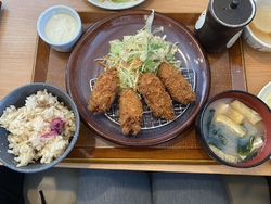 ランチにかきフ...