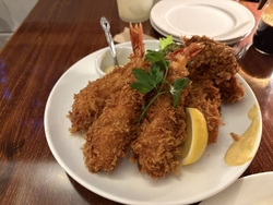 エビフライが食...
