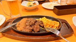 今日は肉の日と...