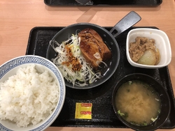 厚切り豚角煮定...