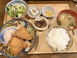 お昼に伺い、ア...