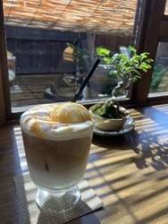 ケーキ狙いで来...