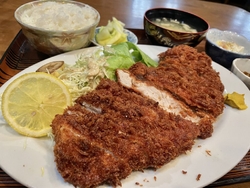 久々の訪問です...