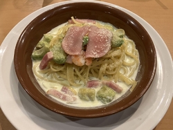 ディナーに伺い...