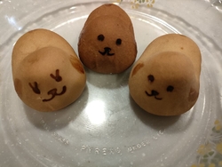 友人へ手土産を...