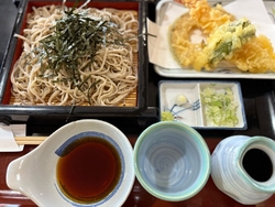 残暑なのでお蕎...