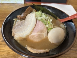 お昼に村岡屋本...