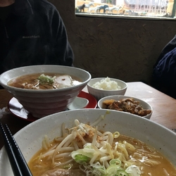 佐野ラーメンで...