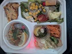 チキンのお弁当...
