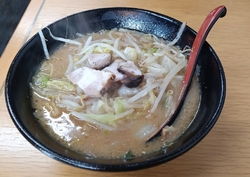 ラーメンを求め...