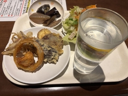 夜ごはんに行っ...