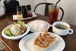 お腹すいたぁ～...