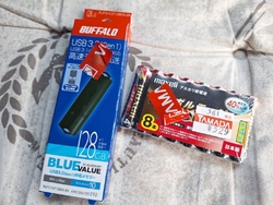 USBを買いに...