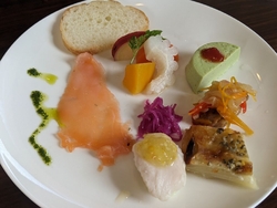 手の込んだお料...