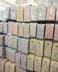 シールを買いに...