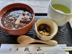 久々の訪問です...