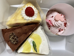 家族がデザート...